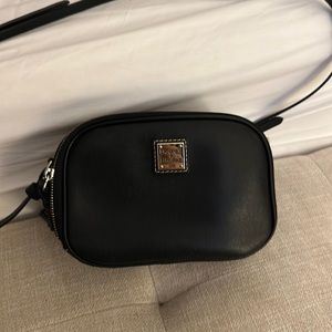 Dooney & Bourke black crossbody bag